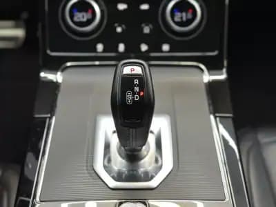 Sell Land Rover Range Rover Evoque 2024 - 56000 EUR, 39000 km - AUTO.MOTO.pt