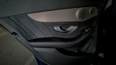 Vendo Mercedes-Benz C 220 2018 - 26800 EUR, 147000 km - AUTO.MOTO.pt