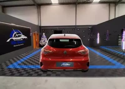 Vendo Renault Clio 2024 - 16990 EUR, 36900 km - AUTO.MOTO.pt