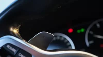 Sell BMW 320 2020 - 29999 EUR, 166000 km - AUTO.MOTO.pt