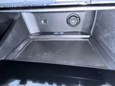 Vendo Peugeot 3008 2019 - 13900 EUR, 180000 km - AUTO.MOTO.pt