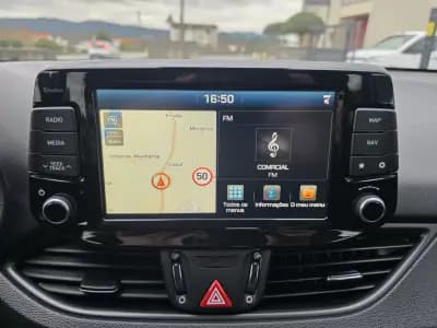 Vendo Hyundai i30 SW 2020 - 14990 EUR, 159000 km - AUTO.MOTO.pt