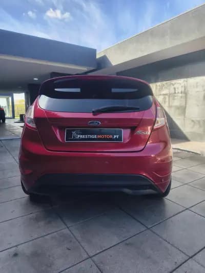 Sell Ford Fiesta 2017 - 10750 EUR, 128000 km - AUTO.MOTO.pt
