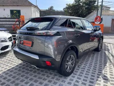Vendo Peugeot 2008 2021 - 17950 EUR, 96530 km - AUTO.MOTO.pt