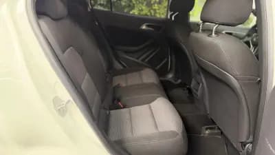 Sell Mercedes-Benz GLA 180 2015 - 15000 EUR, 154000 km - AUTO.MOTO.pt