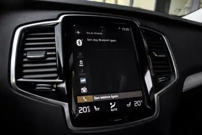 Vendo Volvo XC 90 2021 - 48990 EUR, 93199 km - AUTO.MOTO.pt