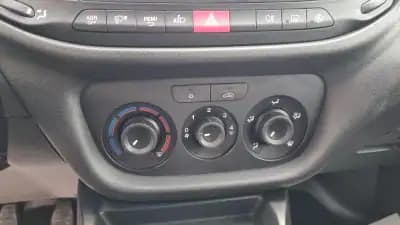 Vendo Fiat Doblo 2021 - 13500 EUR, 55800 km - AUTO.MOTO.pt