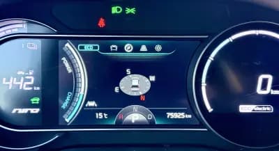 Sell Kia e-Niro 2021 - 20900 EUR, 75925 km - AUTO.MOTO.pt