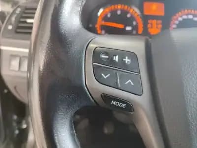 Sell Toyota Avensis SW 2009 - 9950 EUR, 243525 km - AUTO.MOTO.pt