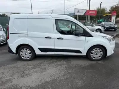 Sell Ford Transit Connect 2019 - 17490 EUR, 99576 km - AUTO.MOTO.pt