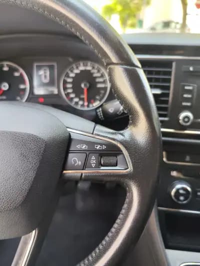 Vendo SEAT Leon ST 2014 - 9480 EUR, 198000 km - AUTO.MOTO.pt