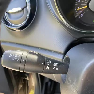 Vendo Renault Captur 2014 - 13990 EUR, 146000 km - AUTO.MOTO.pt