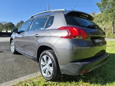 Sell Peugeot 2008 2015 - 9750 EUR, 63478 km - AUTO.MOTO.pt