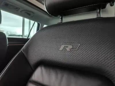 Vendo Volkswagen Passat Variant 2018 - 21990 EUR, 137500 km - AUTO.MOTO.pt