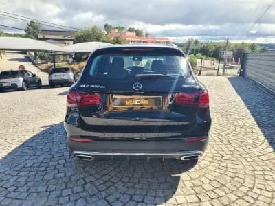 Sell Mercedes-Benz GLC 300 2021 - 46990 EUR, 61000 km - AUTO.MOTO.pt