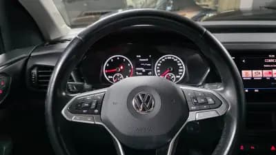 Vendo Volkswagen T-Cross 2020 - 18990 EUR, 120000 km - AUTO.MOTO.pt