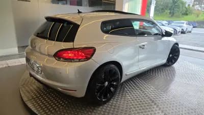 Vendo Volkswagen Scirocco 2010 - 10900 EUR, 289436 km - AUTO.MOTO.pt