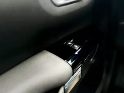 Vendo Citroën C4 Cactus 2018 - 13950 EUR, 127000 km - AUTO.MOTO.pt