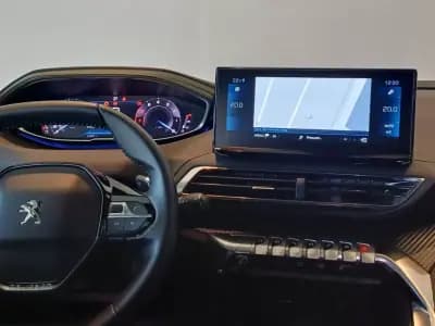 Sell Peugeot 5008 2024 - 31500 EUR, 12350 km - AUTO.MOTO.pt