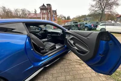 Sell Chevrolet Camaro 2018 - 49999 EUR, 55000 km - AUTO.MOTO.pt