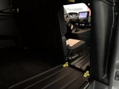 Vendo Peugeot Partner 2022 - 16990 EUR, 79102 km - AUTO.MOTO.pt