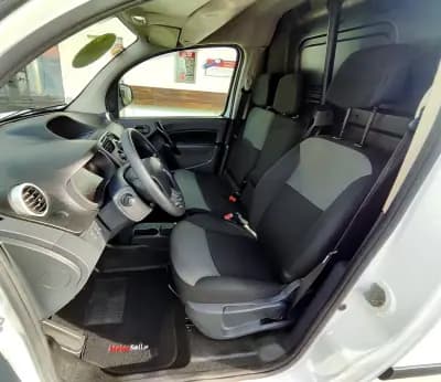 Sell Renault Kangoo 2020 - 14400 EUR, 106000 km - AUTO.MOTO.pt