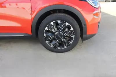 Vendo Fiat 600e 2023 - 29980 EUR, 7039 km - AUTO.MOTO.pt