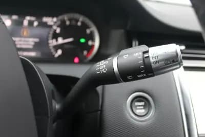 Vendo Land Rover Discovery Sport 2022 - 39780 EUR, 56494 km - AUTO.MOTO.pt