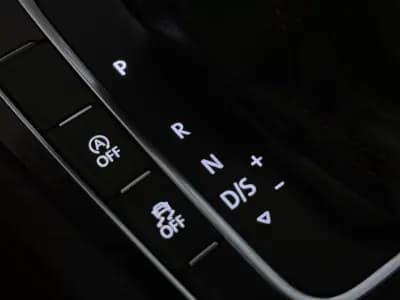 Vendo Volkswagen Golf 2015 - 22990 EUR, 173306 km - AUTO.MOTO.pt