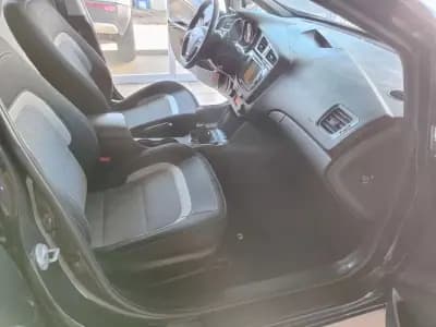 Vendo Kia Ceed SW 2015 - 8990 EUR, 144200 km - AUTO.MOTO.pt