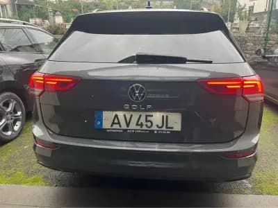 Vendo Volkswagen Golf Variant 2021 - 21750 EUR, 75000 km - AUTO.MOTO.pt