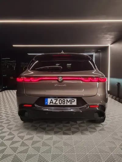 Vendo Alfa Romeo Tonale 2023 - 28750 EUR, 39617 km - AUTO.MOTO.pt
