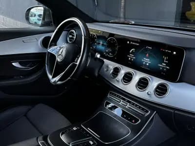 Vendo Mercedes-Benz E 300 2023 - 44990 EUR, 56100 km - AUTO.MOTO.pt