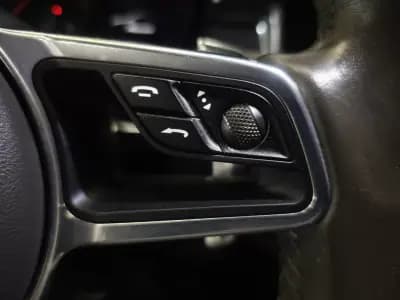 Vendo Porsche Macan 2019 - 57490 EUR, 133391 km - AUTO.MOTO.pt