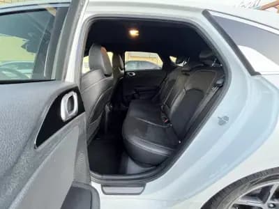 Vendo Kia ProCeed 2022 - 19450 EUR, 92000 km - AUTO.MOTO.pt