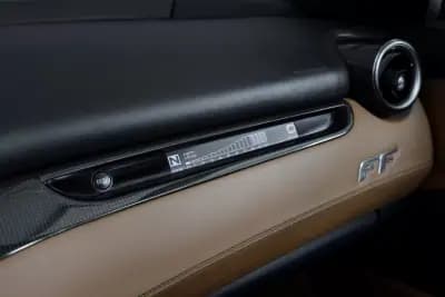 Sell Ferrari FF 2013 - 245000 EUR, 33494 km - AUTO.MOTO.pt