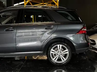 Vendo Mercedes-Benz ML 250 2015 - 27490 EUR, 135500 km - AUTO.MOTO.pt