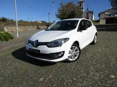 Vendo Renault Mégane 2015 - 8990 EUR, 198000 km - AUTO.MOTO.pt