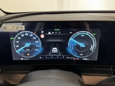 Sell Kia Sportage 2025 - 38900 EUR, 2350 km - AUTO.MOTO.pt