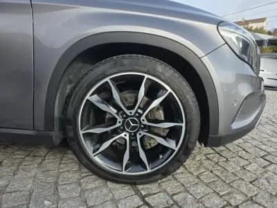 Vendo Mercedes-Benz GLA 200 2014 - 20790 EUR, 117000 km - AUTO.MOTO.pt
