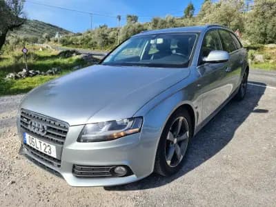 Vendo Audi A4 Avant 2011 - 11500 EUR, 253280 km - AUTO.MOTO.pt