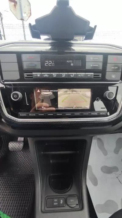 Vendo Volkswagen e-Up! 2020 - 11998 EUR, 0 km - AUTO.MOTO.pt