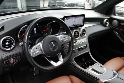 Vendo Mercedes-Benz GLC 300 2020 - 36900 EUR, 148682 km - AUTO.MOTO.pt