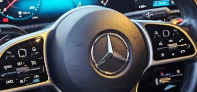 Sell Mercedes-Benz CLA 180 2021 - 28999 EUR, 100000 km - AUTO.MOTO.pt