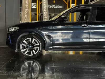 Vendo BMW iX3 2023 - 49990 EUR, 43700 km - AUTO.MOTO.pt