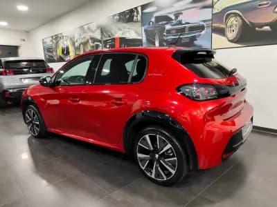 Vendo Peugeot 208 2020 - 14500 EUR, 47000 km - AUTO.MOTO.pt