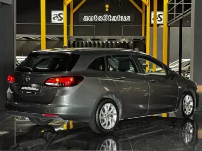Vendo Opel Astra Sports Tourer 2020 - 13990 EUR, 89500 km - AUTO.MOTO.pt