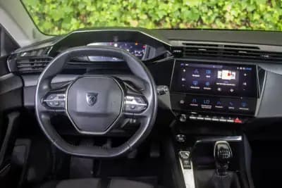 Vendo Peugeot 308 SW 2022 - 20900 EUR, 104500 km - AUTO.MOTO.pt