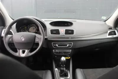 Vendo Renault Mégane 2011 - 8450 EUR, 134000 km - AUTO.MOTO.pt