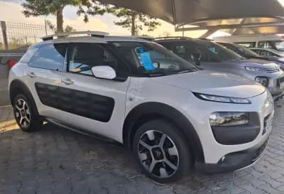 Sell Citroën C4 2017 - 9900 EUR, 89000 km - AUTO.MOTO.pt